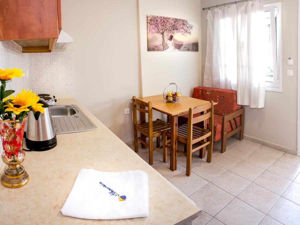 Acquablue Apartments Kallithea  Extérieur photo