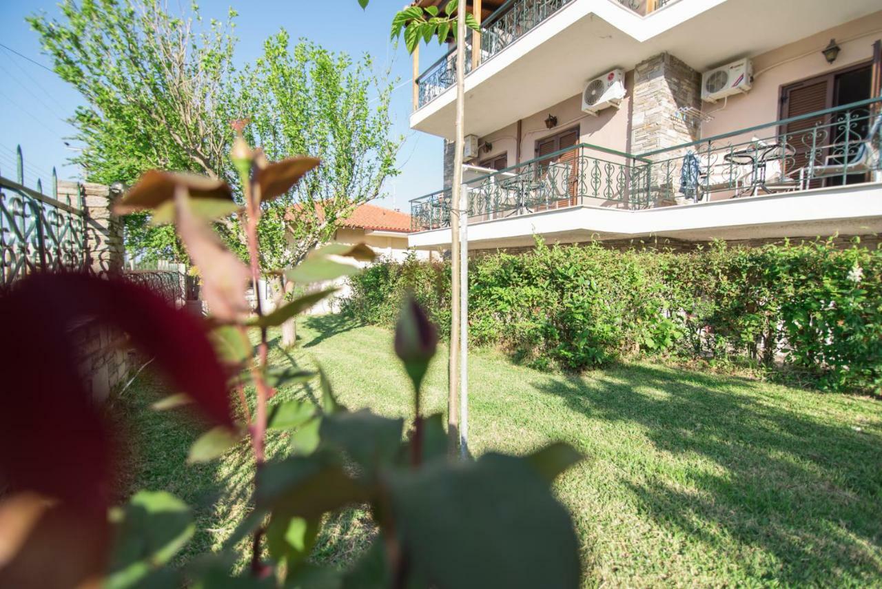 Acquablue Apartments Kallithea  Extérieur photo